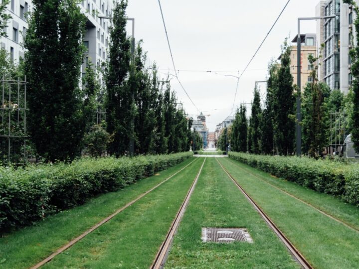 Grudziądz rozszerza sieć kolei miejskiej: nowy przystanek na Rządzu otwarty dla pasażerów